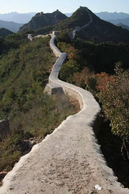 “最美野长城”被抹成了“路”，辽宁省文物局局长：确实修得不好看……