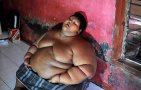 印度“巨型”男孩