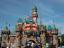 1955年7月17日 (乙未年五月廿八)|加州洛杉矶建起了世界上第一座迪斯尼主题公园