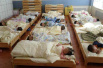 幼儿园这些强迫孩子午睡的奇葩手段，看的让人太吃惊！