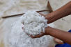广州男子用工业盐冒充食盐批发销售上百吨，被判赔112万元
